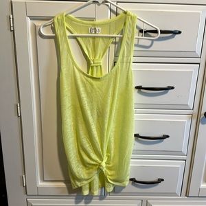 Muscle tee